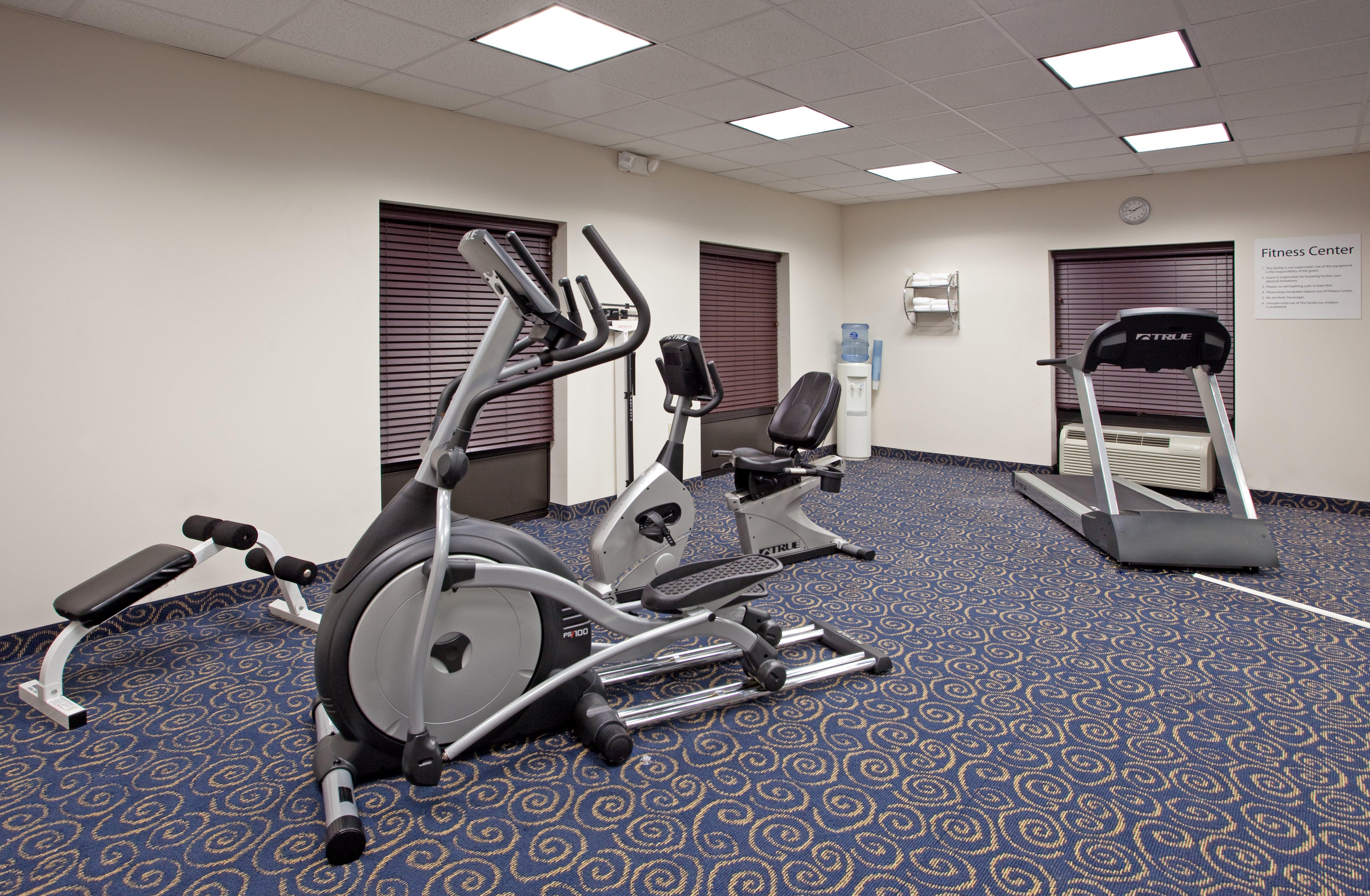 Holiday Inn Express Hotel & Suites Hope Mills-Fayetteville Airport By Ihg מראה חיצוני תמונה